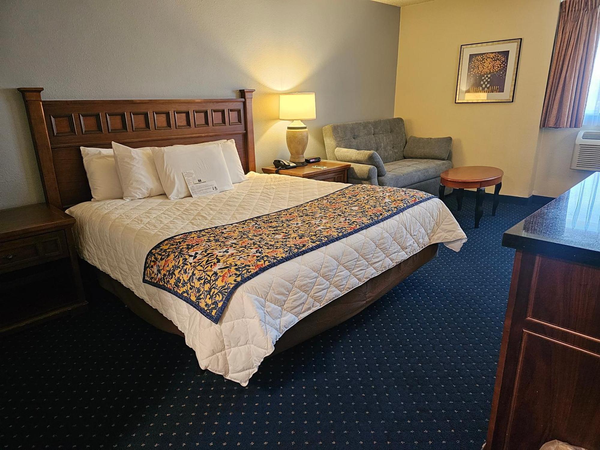 Broadway Inn Conference Center Миссула Экстерьер фото